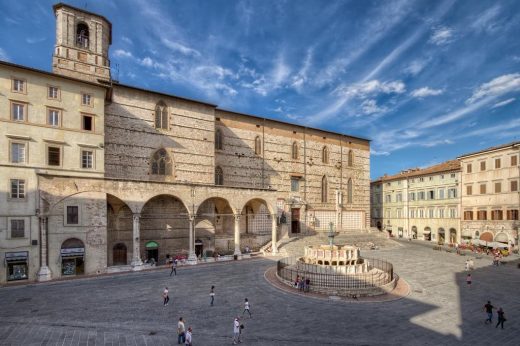 Perugia is an Italian city and the capital of the Umbria region. It’s known for its defensive walls around the historic center. The medieval Priori Palace exhibits regional art from the 13th century onward. Looking onto Piazza IV Novembre, the Gothic cathedral houses Renaissance paintings and frescoes. In the square's center, Fontana Maggiore is a marble fountain with carvings of biblical scenes and zodiac signs.